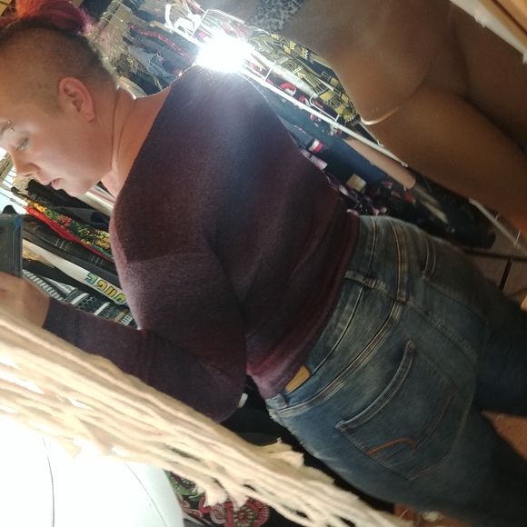 Columbia • V-Neck Purple Stripe Wool Blend Stretch Comfy Sweater Medium